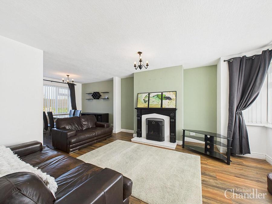 Meadowvale Avenue