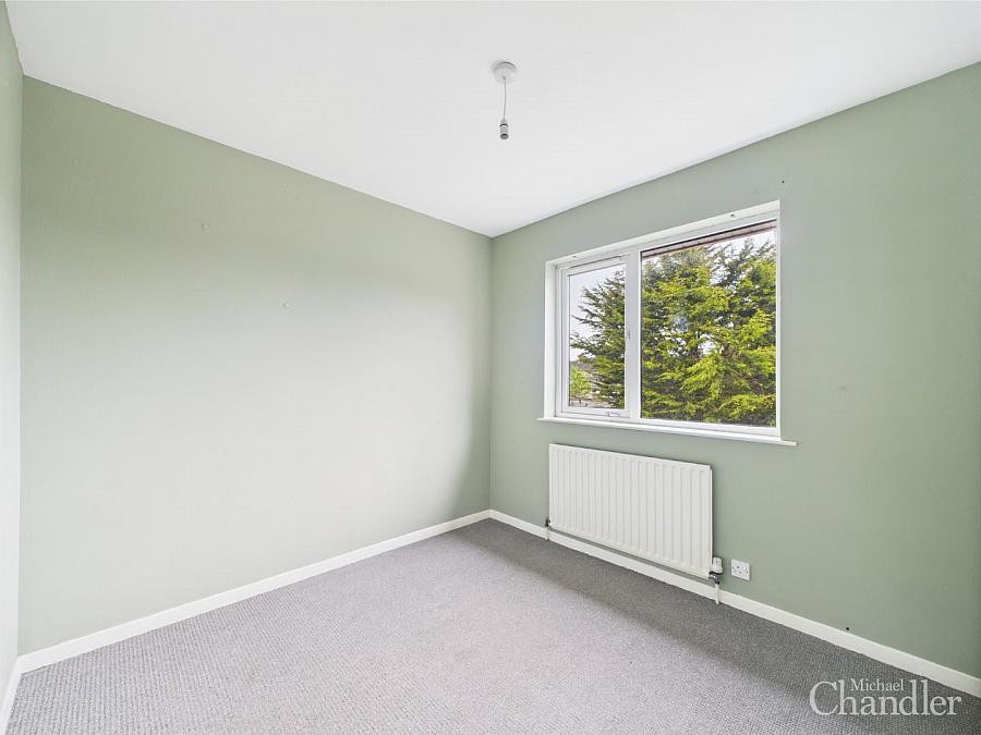 24 Kimona Drive
