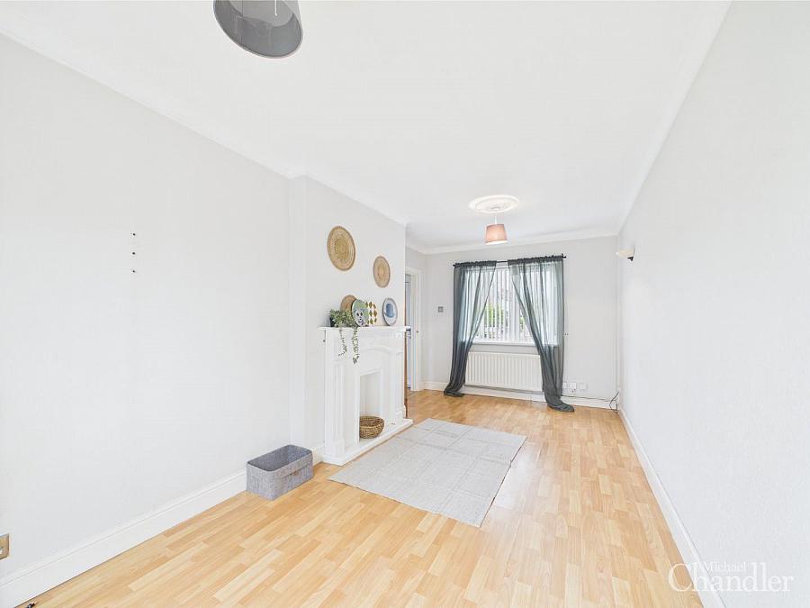 24 Kimona Drive