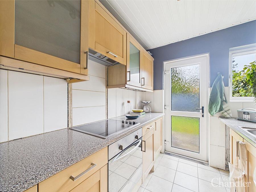 24 Kimona Drive