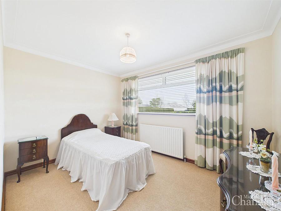 85 Knockbracken Road