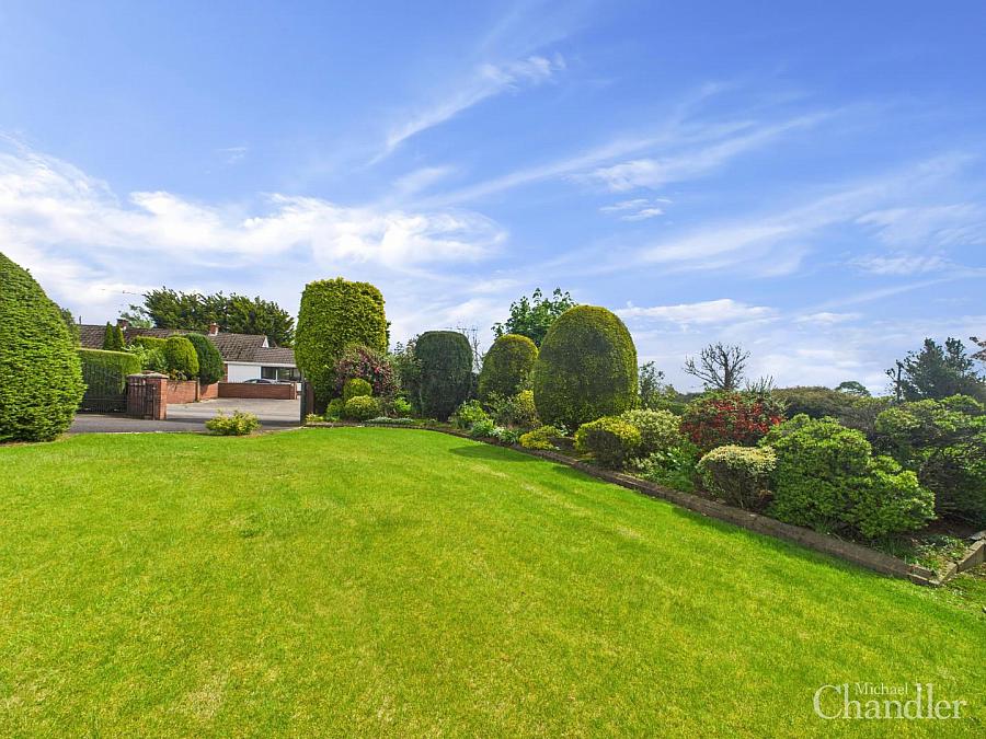 85 Knockbracken Road