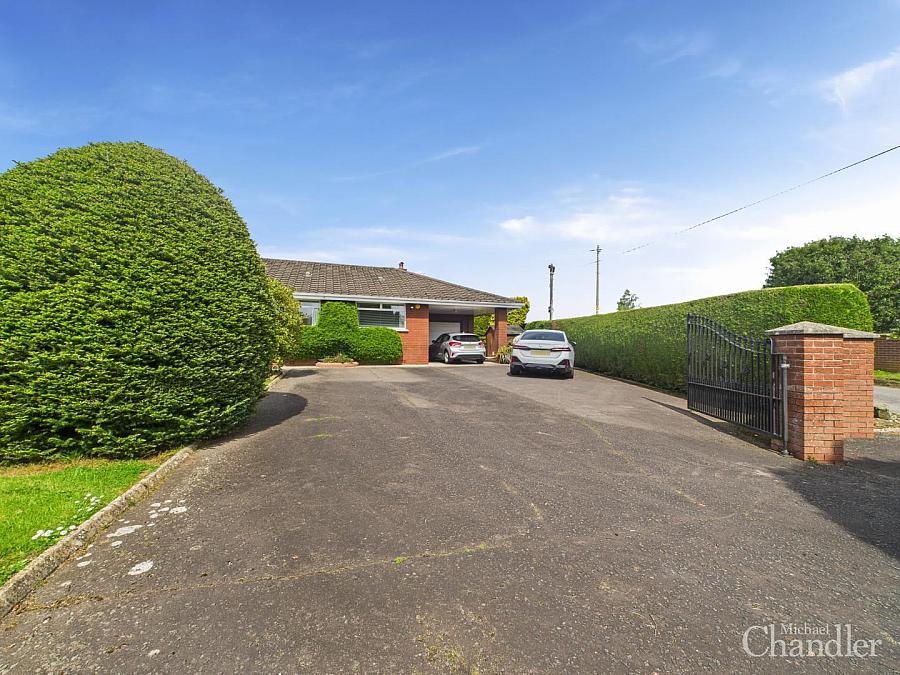 85 Knockbracken Road