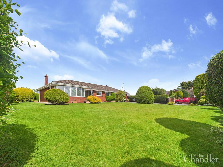 85 Knockbracken Road