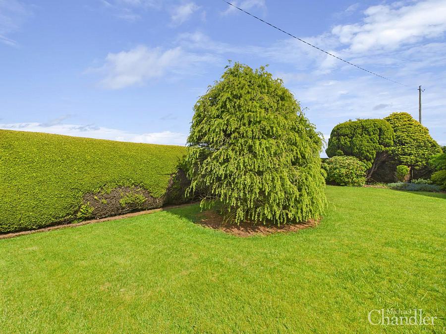 85 Knockbracken Road