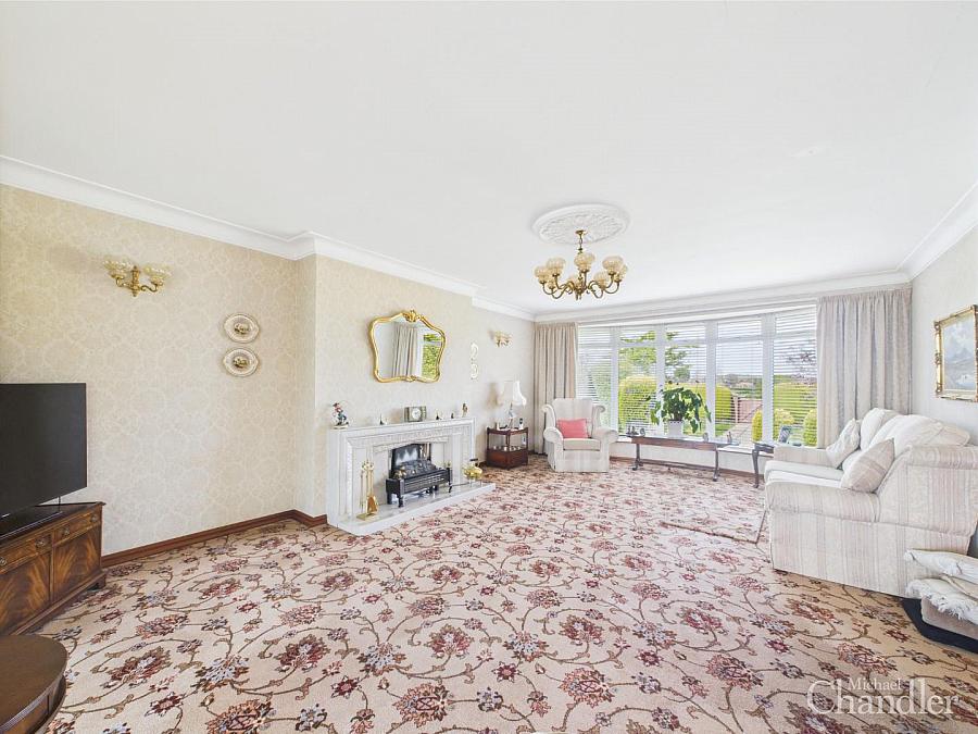 85 Knockbracken Road