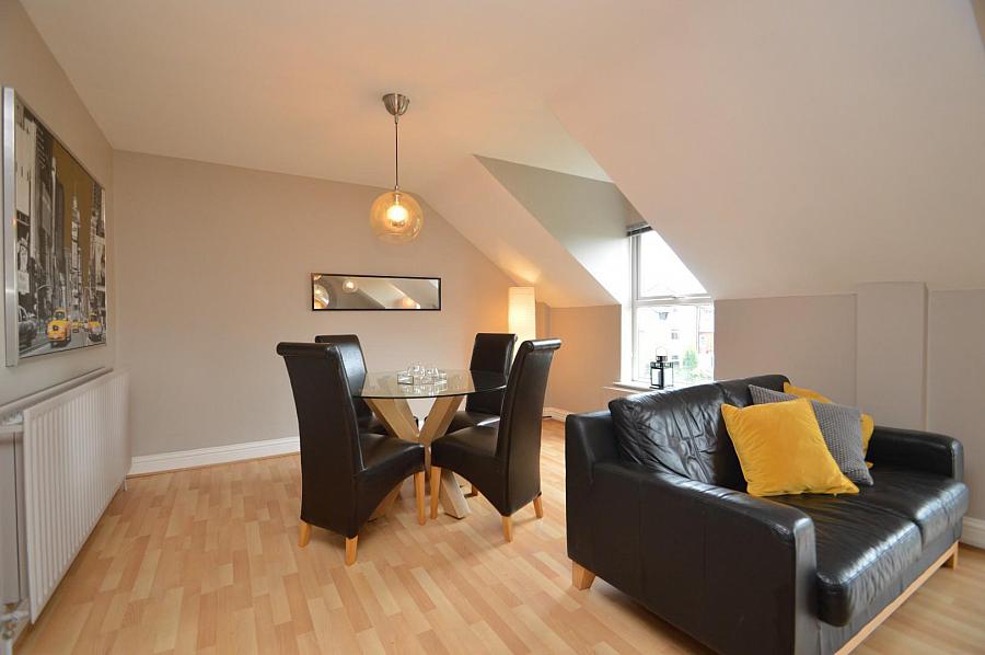 Apt 30 Grafton Court