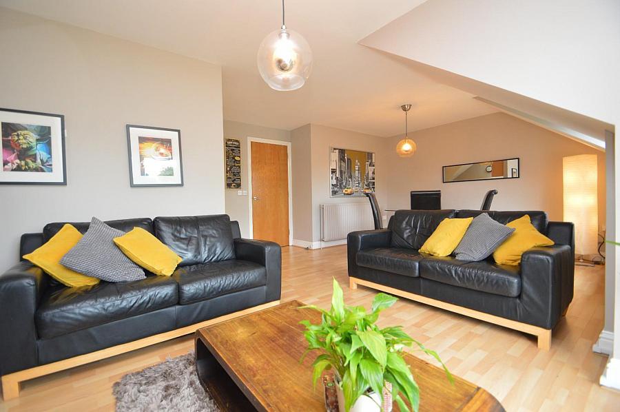 Apt 30 Grafton Court