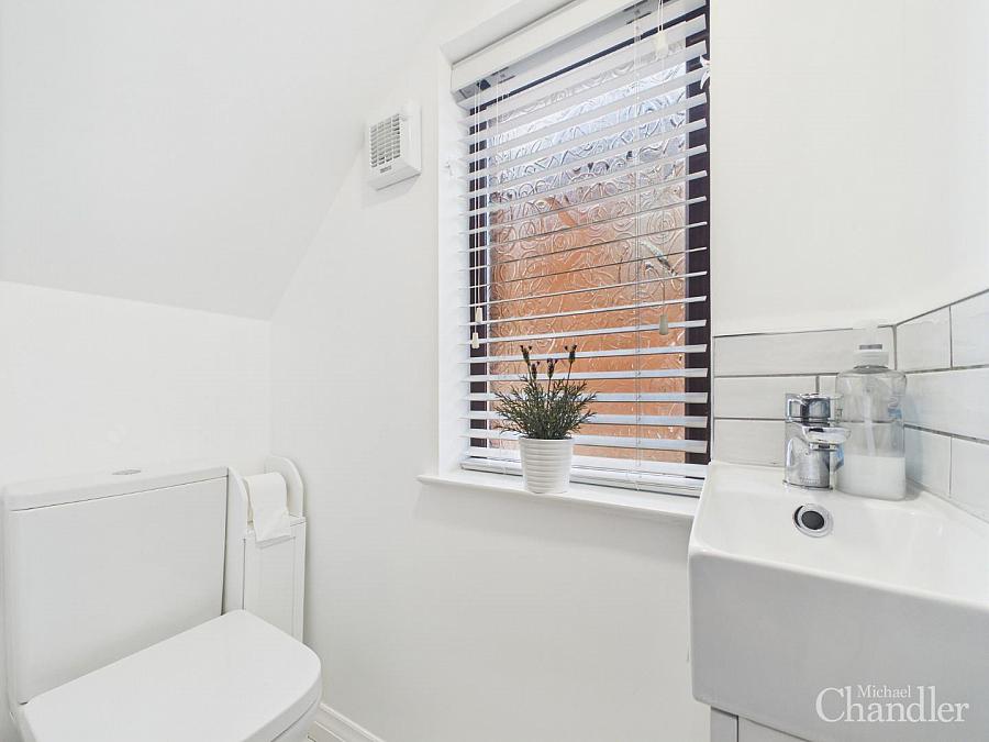 18 Knockbreda Drive