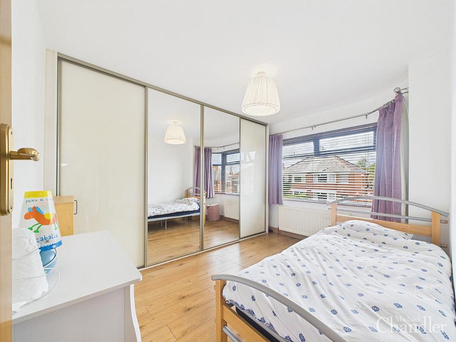 18 Knockbreda Drive