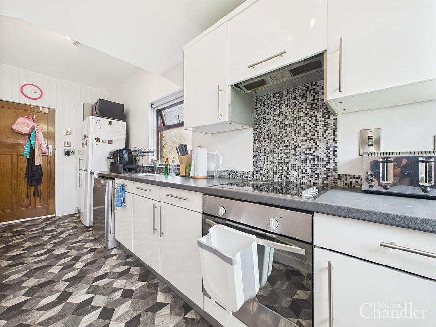 18 Knockbreda Drive