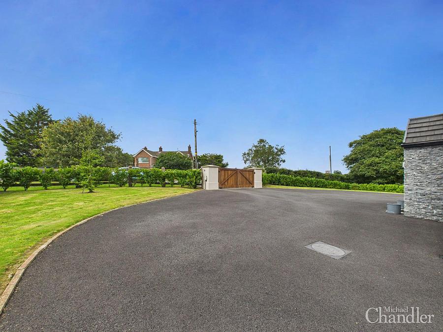 330 Comber Road