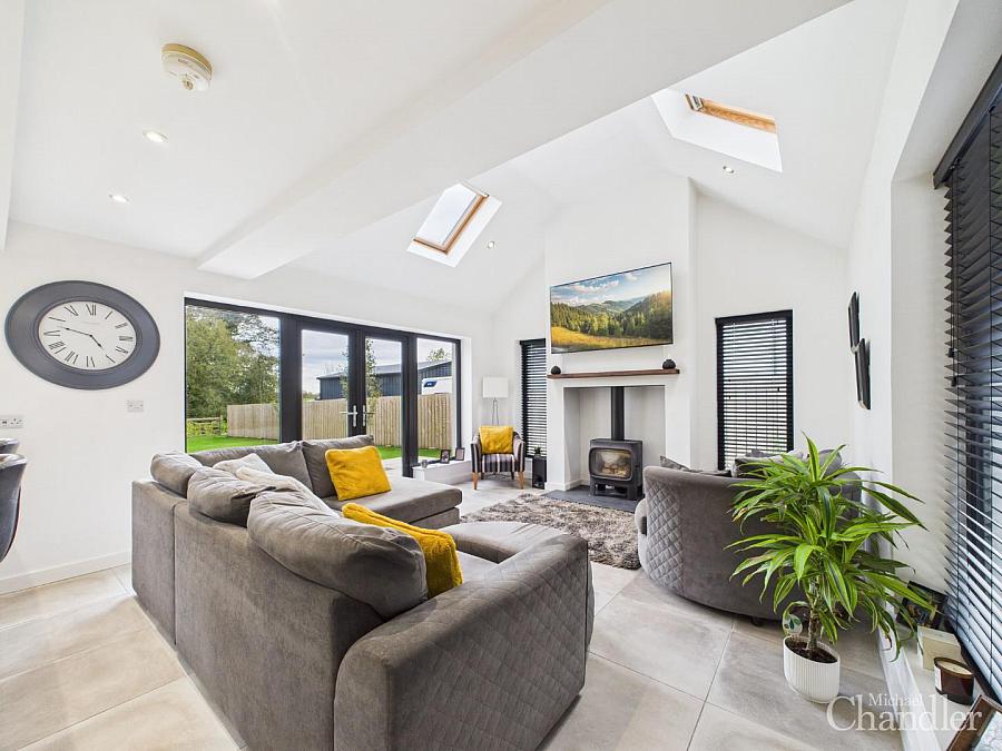 330 Comber Road