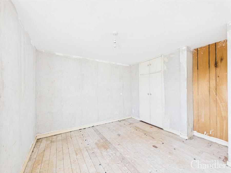 33b Strand Avenue