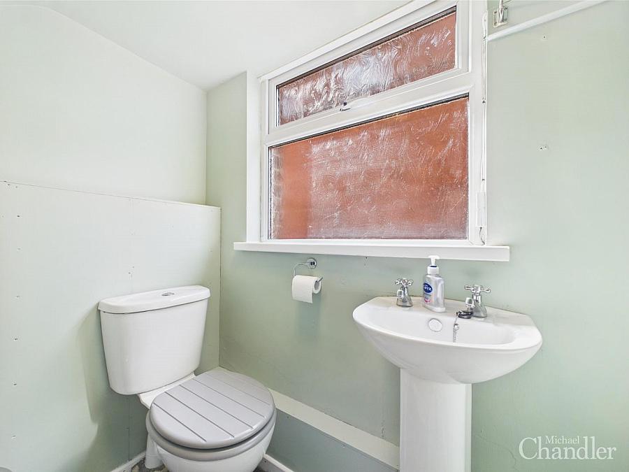 242 Saintfield Road
