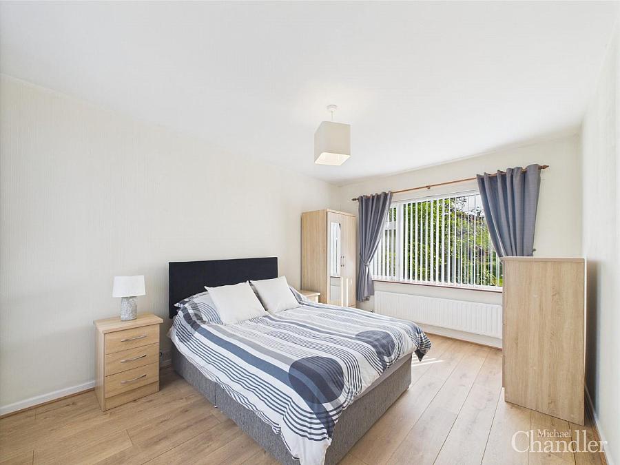 242 Saintfield Road