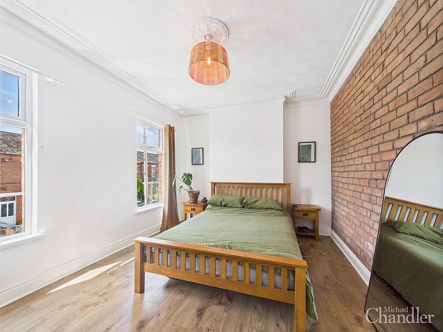 62 Ravenhill Avenue