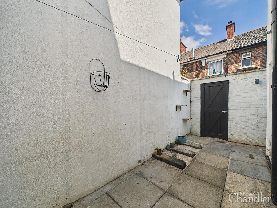 62 Ravenhill Avenue