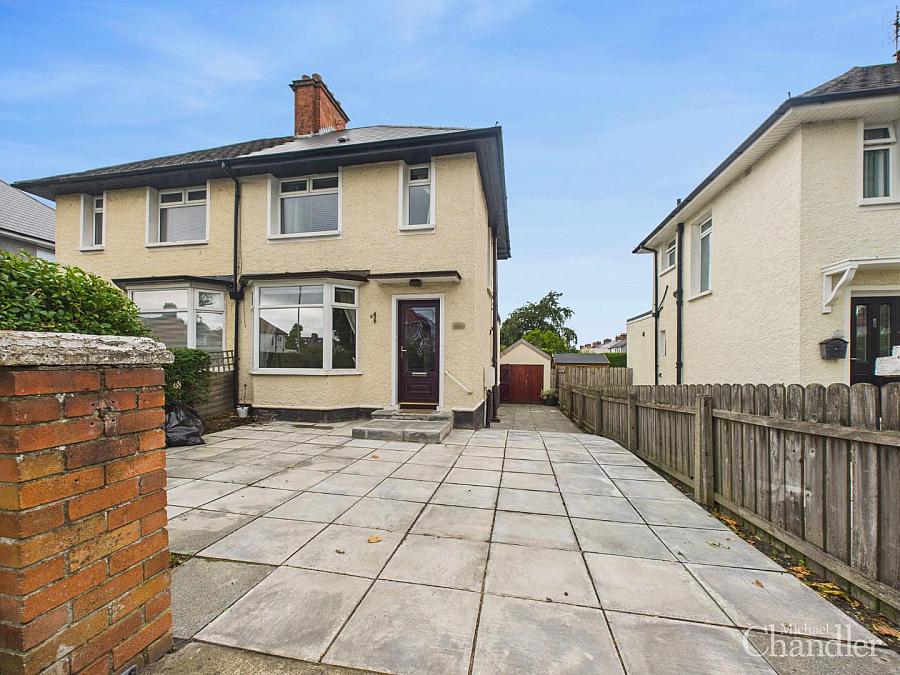 329 Castlereagh Road