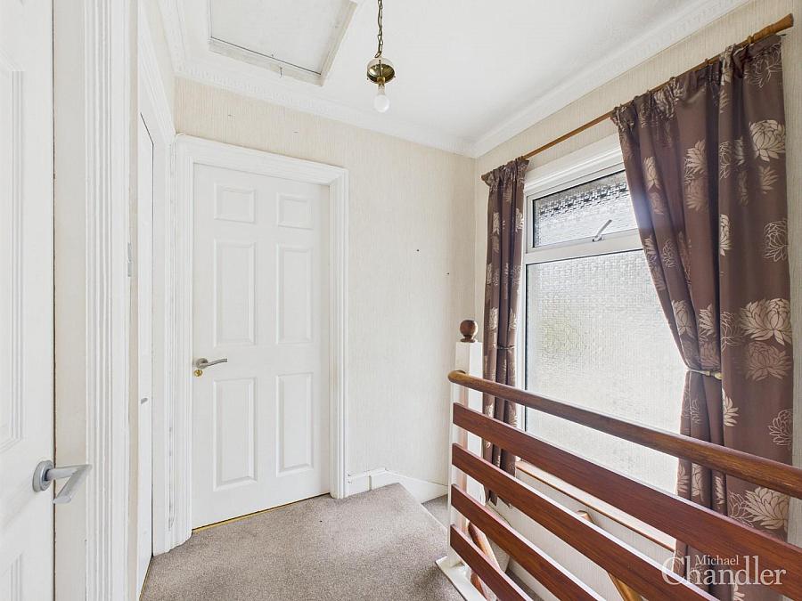 329 Castlereagh Road