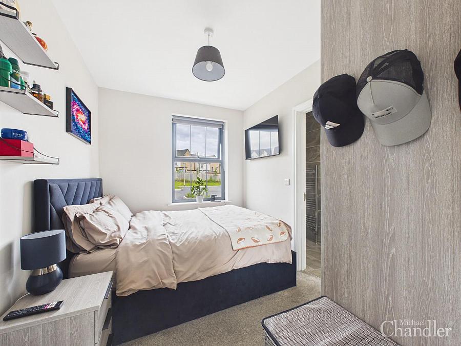 8 Little Enler Green