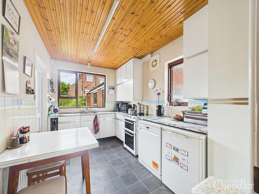 34 Glenholm Avenue