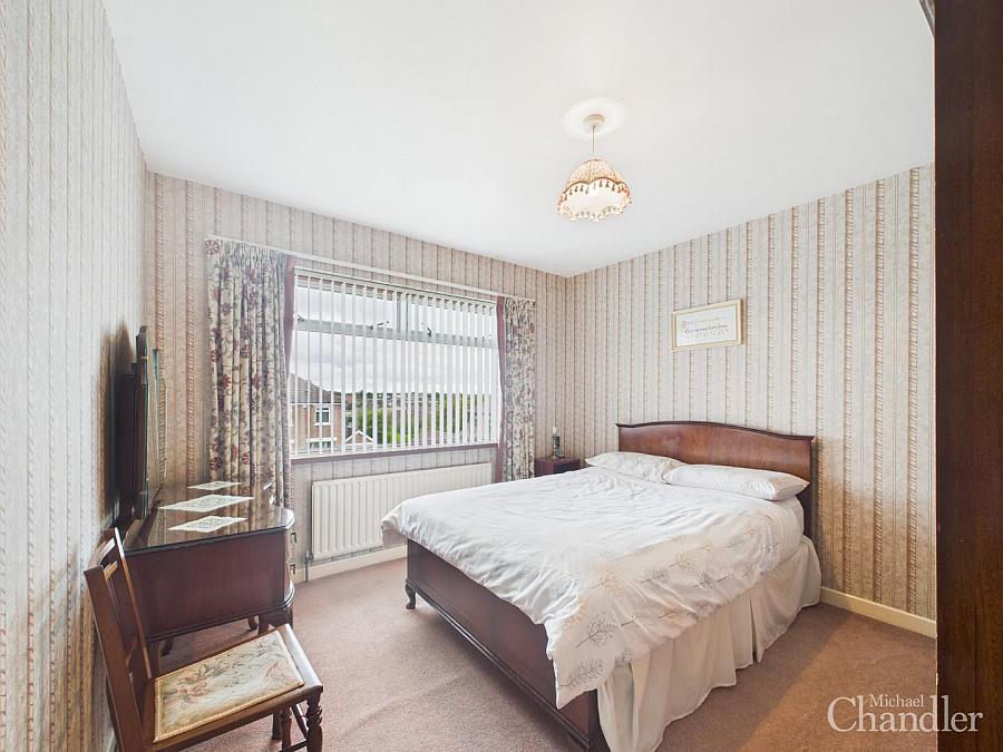 34 Glenholm Avenue