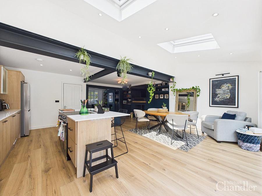 7 Cherryvalley Gardens