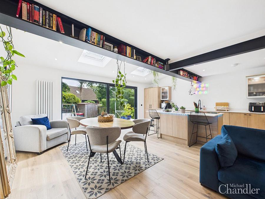 7 Cherryvalley Gardens