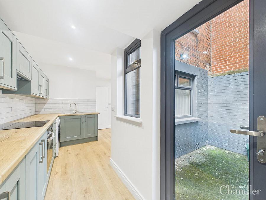 39 Brandon Parade