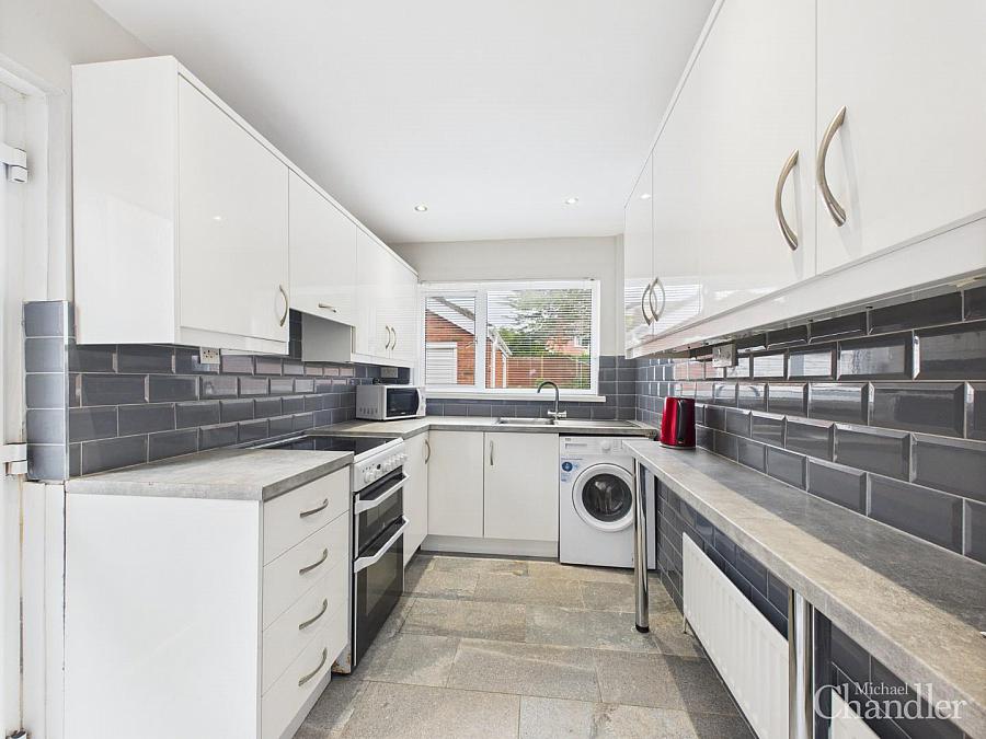 35 Carolhill Drive