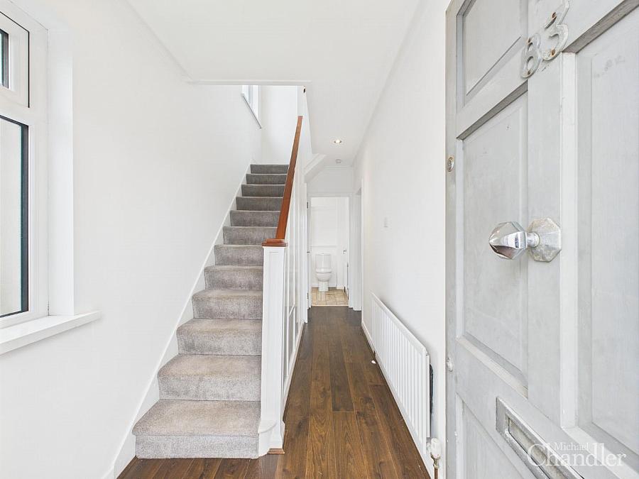 83 Knockbreda Road