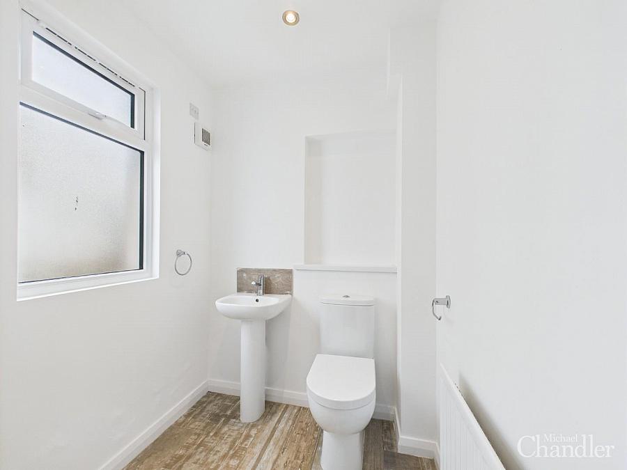 83 Knockbreda Road