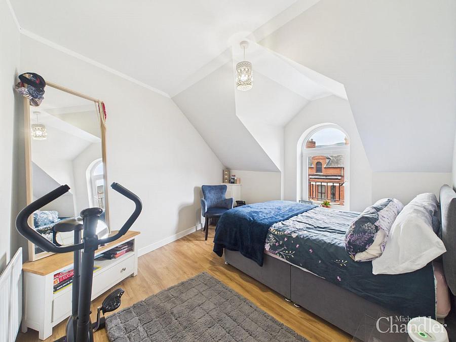 72b Cedar Avenue