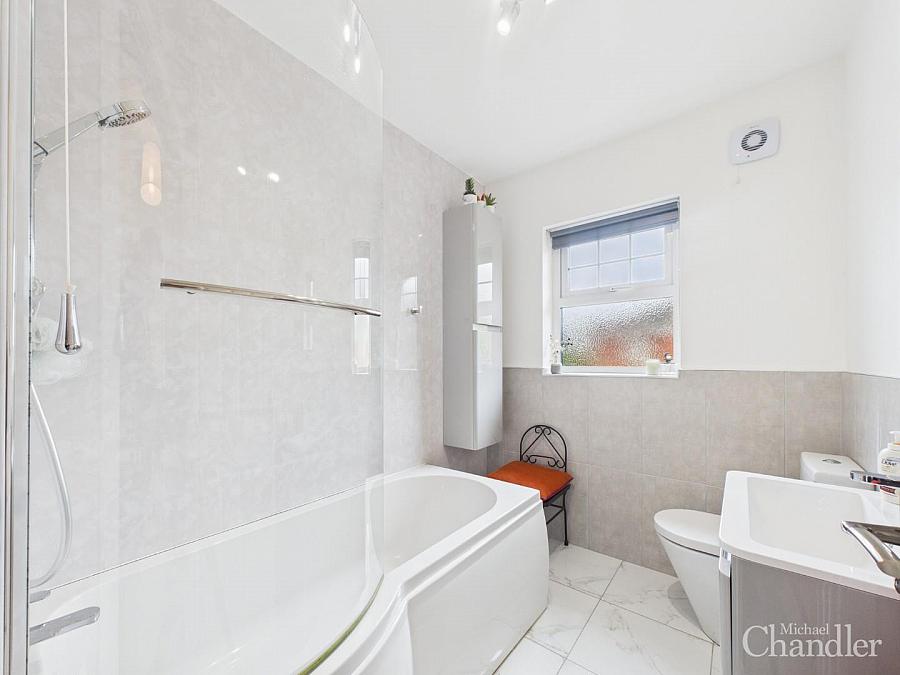 75 Ballylenaghan Park