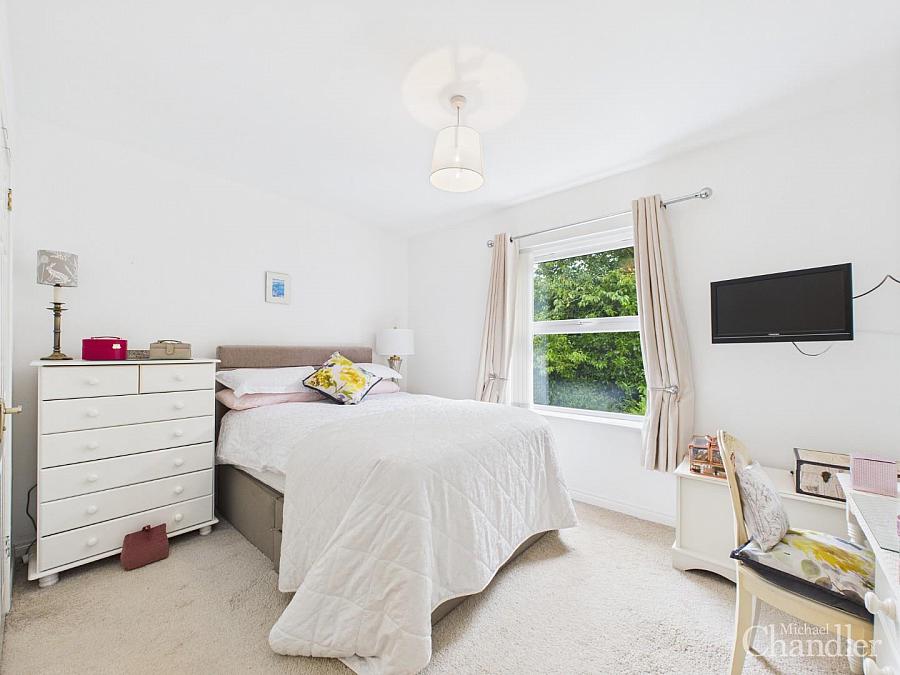 75 Ballylenaghan Park