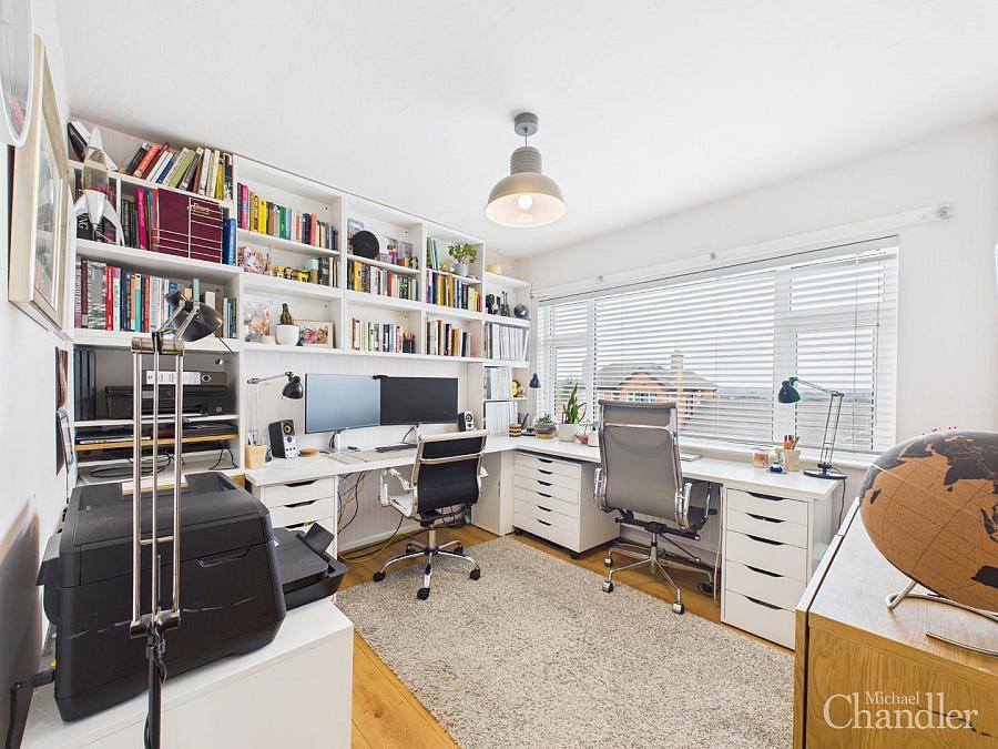 30 Beechill Park East