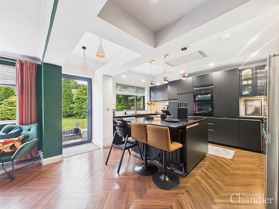 30 Beechill Park East