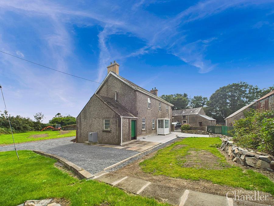 32 Glassdrumman Road