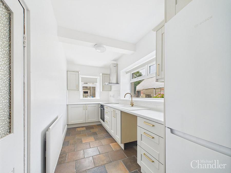 32 Glassdrumman Road