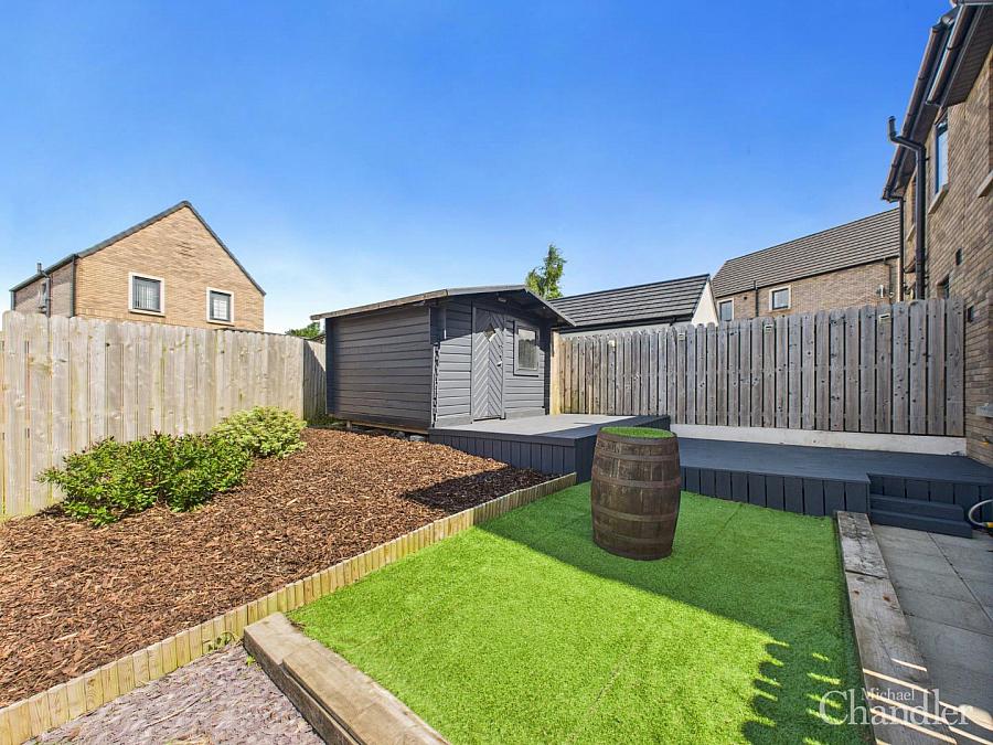11 Little Enler Way