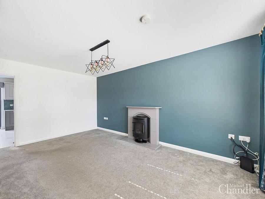 11 Little Enler Way