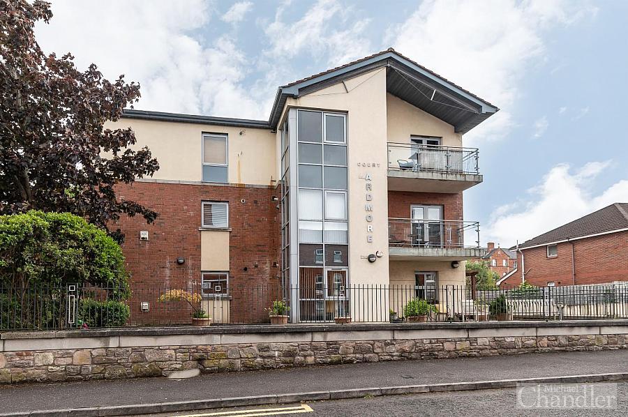 Apt 14 Ardmore Court Ardmore Avenue