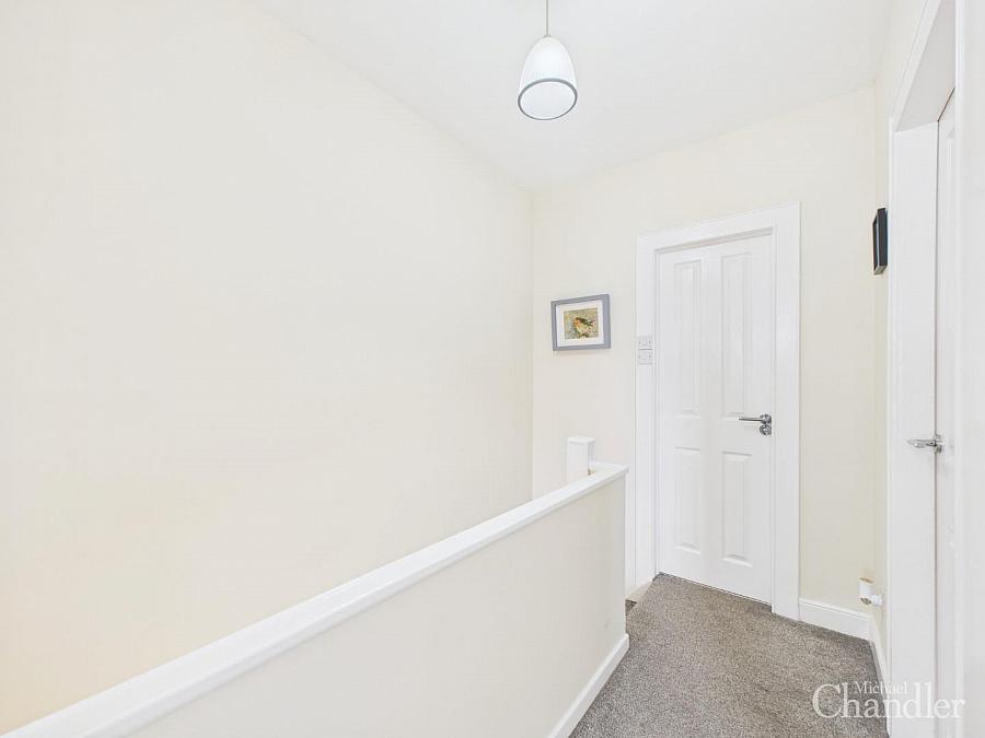 30 Ravenhill Avenue