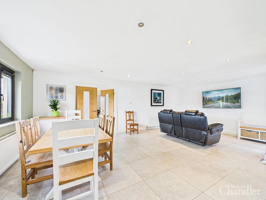 21 Ballykeigle Road