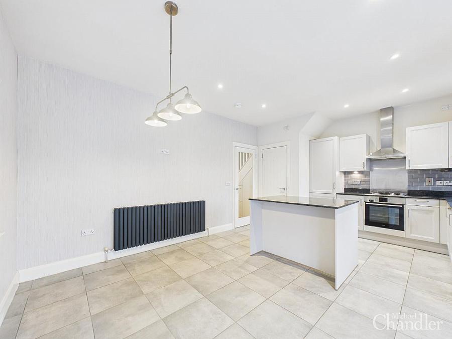 21 Bracken Hill Square