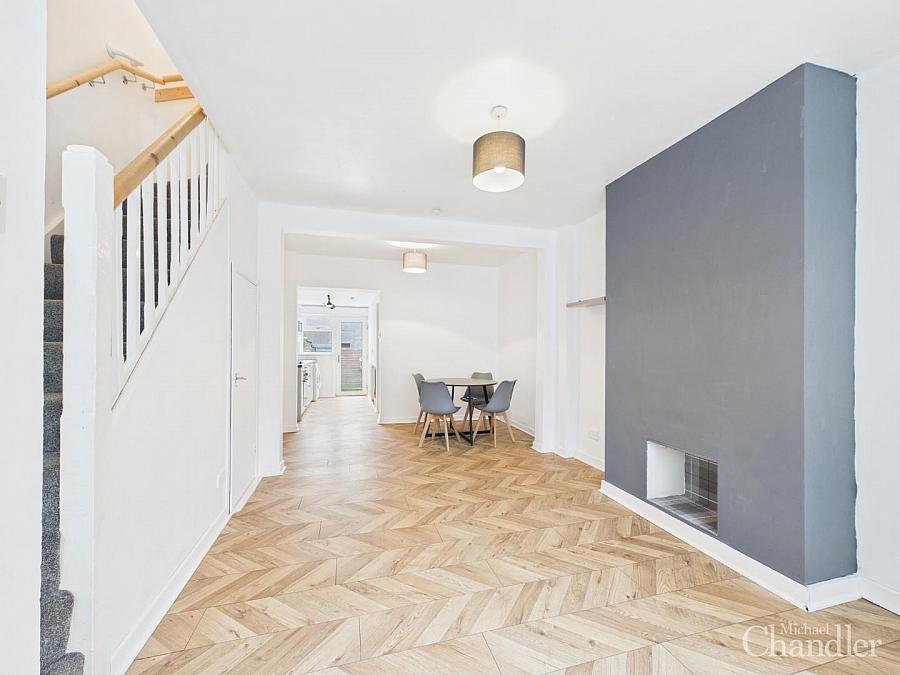 15 Glenside Parade