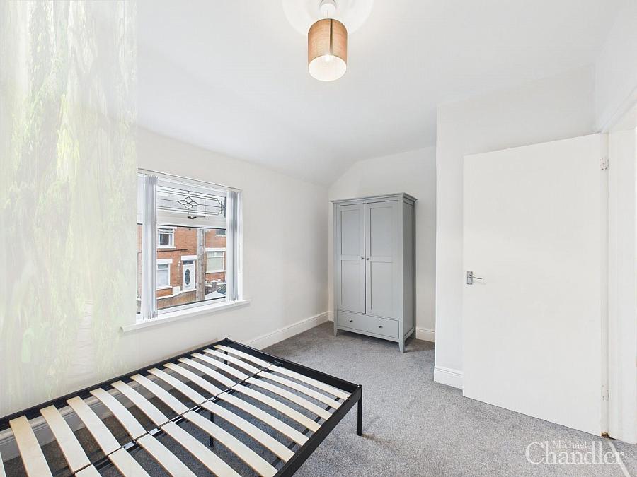 15 Glenside Parade