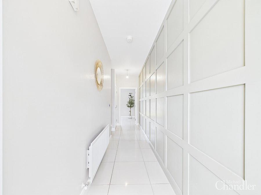 10 Moss Lane