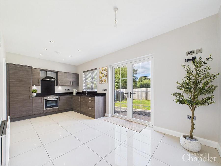 10 Moss Lane